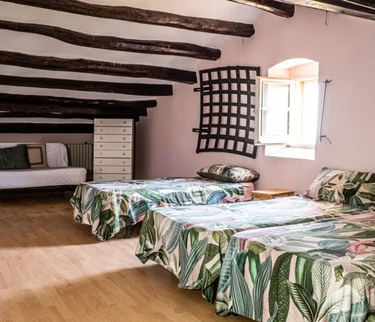 atico-1-casa-rural-masia-penedes-1
